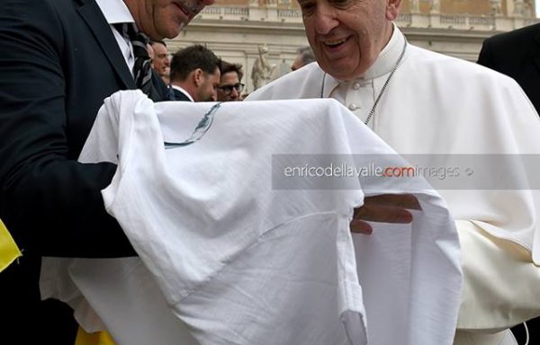 PAPA FRANCESCO (17)